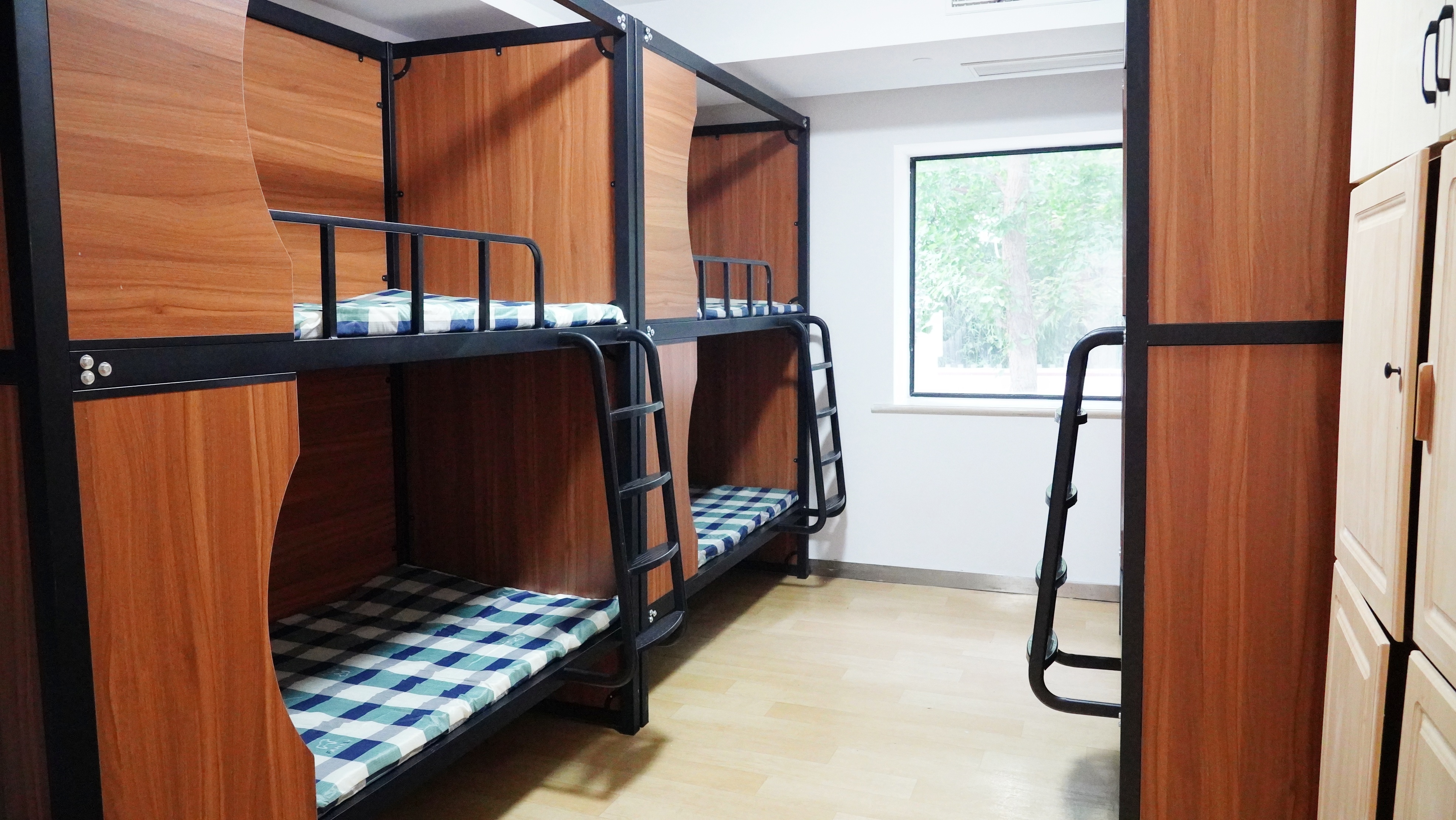 北京东方红学校学生宿舍